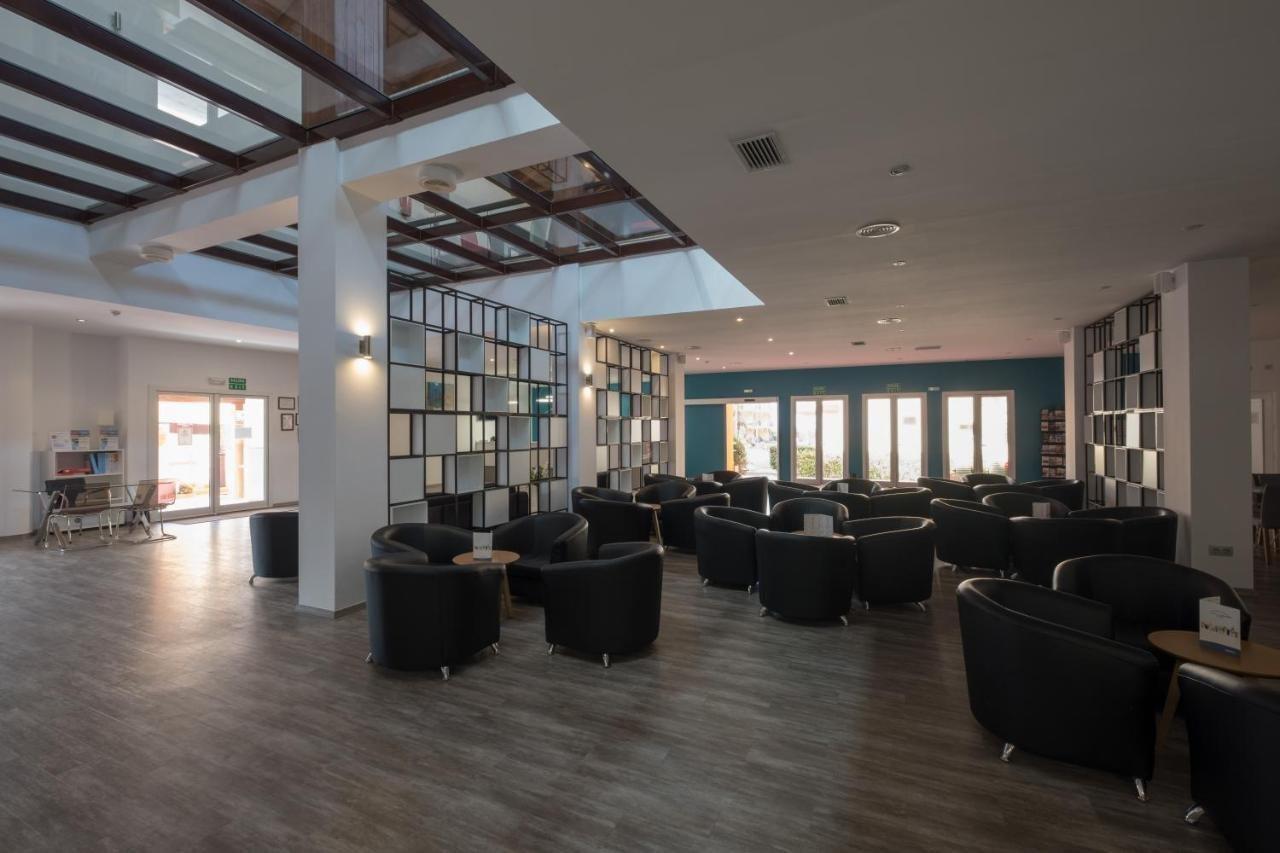 Aparthotel Las Dunas Чиклана де ла Фронтера Екстериор снимка