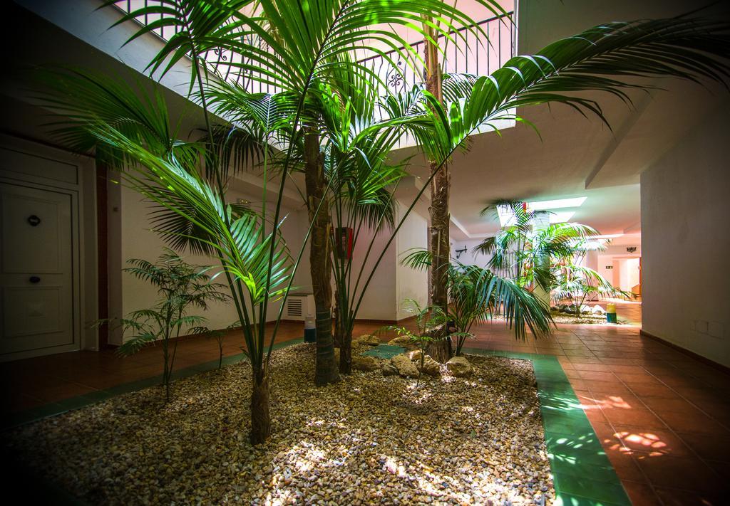Aparthotel Las Dunas Чиклана де ла Фронтера Екстериор снимка