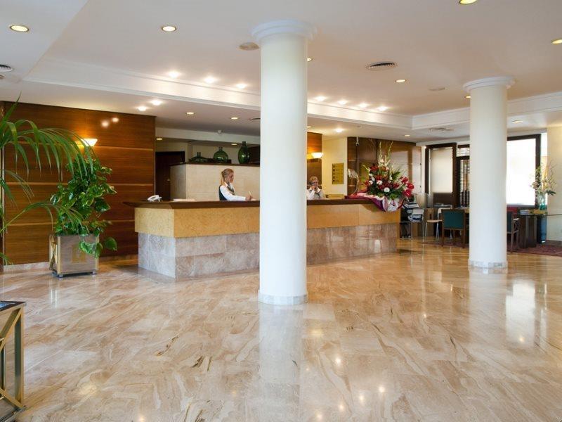 Aparthotel Las Dunas Чиклана де ла Фронтера Екстериор снимка